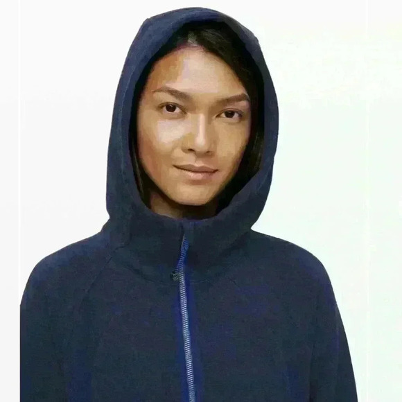 Lululemon Scuba Hoodie *Light Cotton Fleece
Heathered  Larkspur - Picture 2 of 7